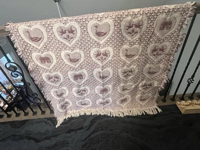 Pa. Manta Holandesa con Flecos Corazones Hogar Pájaros Tema 42"x48" San Valentín Foto 1 de 4