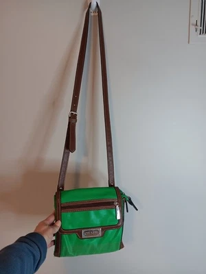 Bandolera Chaps de cuero vegano verde/marrón Foto 1 de 4