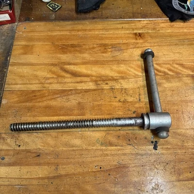 Wilton 646 Vise Spindle Screw Assembly W/Handle 900073 03 97 - Image 1 of 4