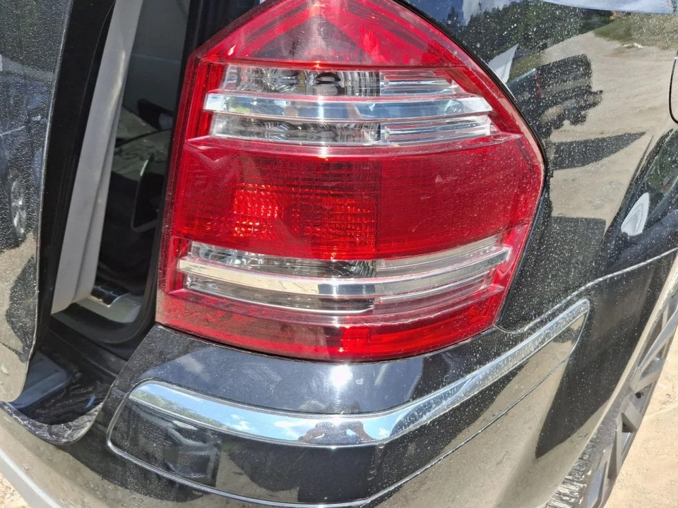 Mercedes-Benz GL450 2007 usado conjunto de luces traseras para pasajero derecho OEM 3636295 Foto 1 de 1