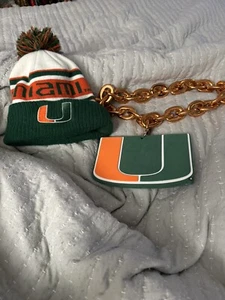 University of Miami UM Hurricanes Hat One Size Fits Most + Huge Chain Necklace - Picture 1 of 4