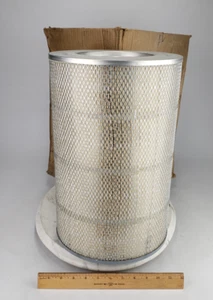 Large 16" x 10-1/2" WIX Air Filter 42253 International Peterbuilt Kenworth - Picture 1 of 10