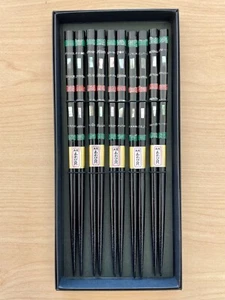Juego de 5 pares de palillos de regalo con cáscara de Abalon laca japonesa hechos en Japón - Imagen 1 de 3