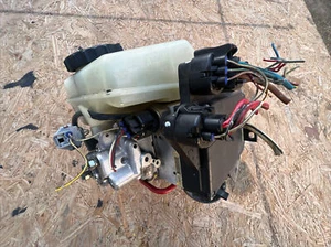 ✅ 98-05 Lexus ABS Brake Booster Actuator Master Pump GS400 GS430 GS300 OEM - Picture 1 of 9