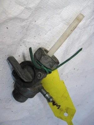 Válvula de combustible Honda XL600 R XL 600 1985 Petcock Foto 1 de 4