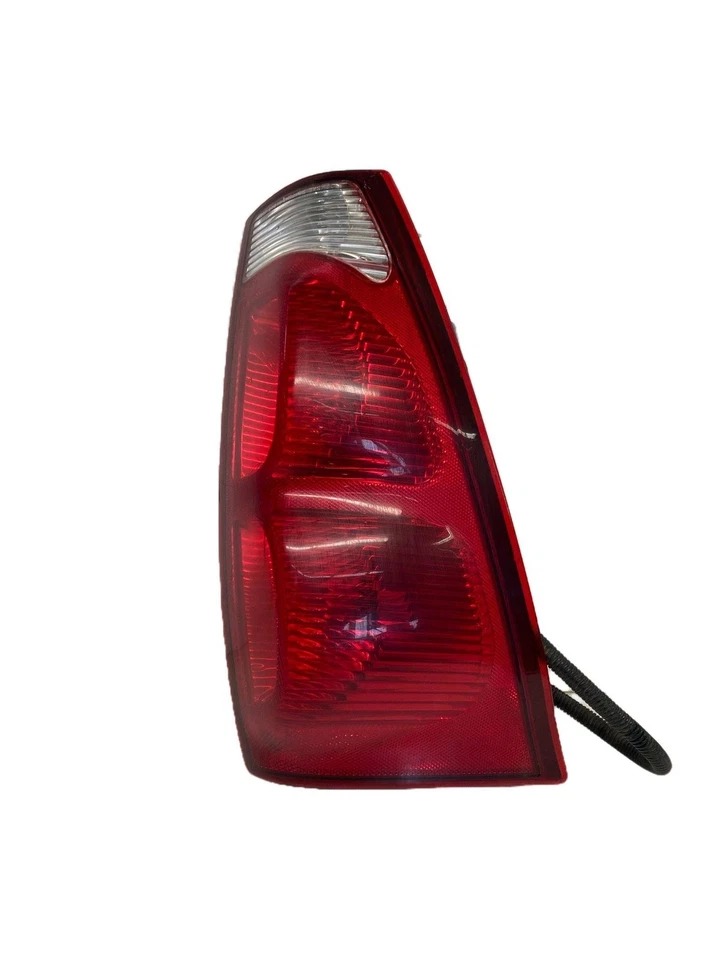 02 03 04 05 06 CHEVY AVALANCHE 1500 Tail Light Assembly Driver Side Left - Изображение 1 из 4