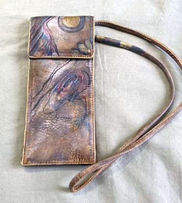 Estuche para gafas/gafas de sol Jane Yoo Art pintado a mano con correa usado en excelente estado Foto 1 de 3