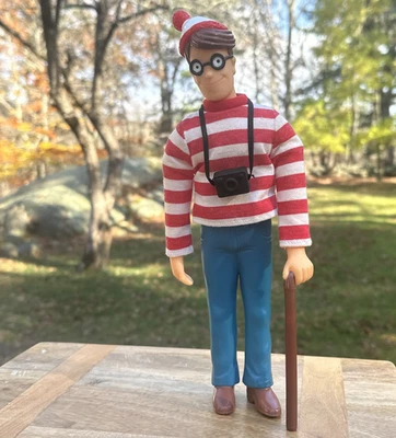 Figura de acción de colección Where's Waldo 12" muñeca 1990 cámara de aplausos Martin Handford Foto 1 de 4