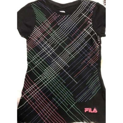 Camiseta FILA SPORT feminina preta, tamanho 7/8 - Imagem 1 de 3