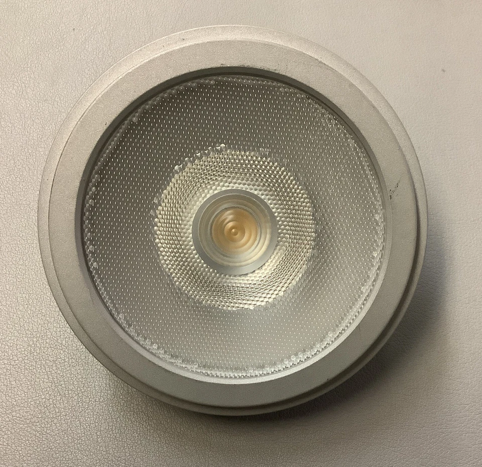 Soraa VIVID AR111 Lamp Light 2700K 12.5W G53 SR111-12-36D-927-03 (b15) - Image 1 of 4