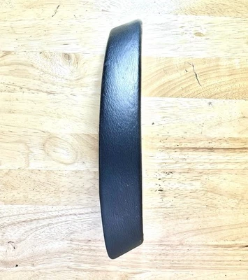 2003-2010 Porsche Cayenne 955, 957 - Driver Front Interior Door Grab Handle OEM  - Image 1 of 4