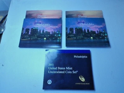 LOT 2009, 10 ,11  P&D Uncirculated Mint Set | US Mint Set - Image 1 of 4