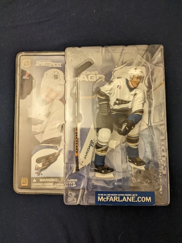 2001 MCFARLANE TOYS WASHINGTON CAPITALS  JAROMIR JAGR  NHL HOCKEY ACTION FIGURE Cover