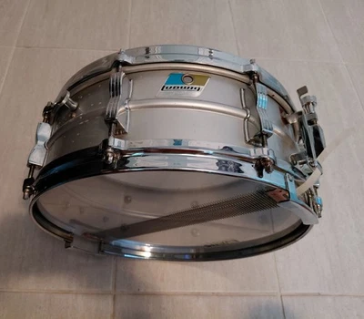 Винтажный малый барабан Ludwig Acrolite Blue/Olive Badge 5 x 14 дюймов с литыми ободами - Изображение 1 из 4