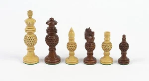 Champion Tournament Chessmen & Master Board - Picture 1 of 1