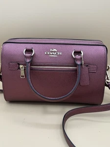 Borsa a tracolla Coach "Rowan" #F79954 manico superiore vino metallizzato - - Foto 1 di 14