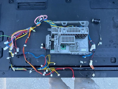 W10598261/W10693611 Whirpool Duet Washer Control Board w/ Wire Harnesses - Image 1 of 4