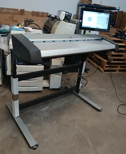 HP HD PRO 42 INCH SCANNER CCD CAPABLE  For Parts Lamp Needs Replacement - Picture 1 of 13