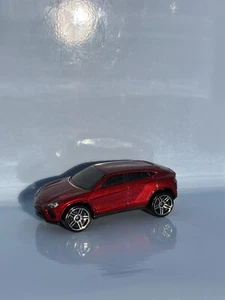 Hot Wheels HW City - 2015 Lamborghini Urus 23/250 Red Loose Mint - Picture 1 of 5