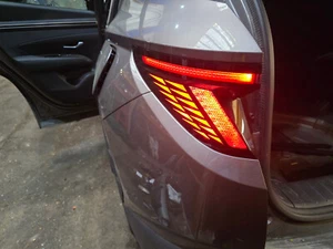 HYUNDAI TUCSON NX4 T-GDI HEV 1.6 HYBRID MK4 2023 LUZ TRASERA EXTERIOR IZQUIERDA *850 - Imagen 1 de 13