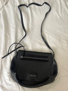 Calvin Klein distressed leather effect black crossbody bag used good condition - Picture 1 of 8