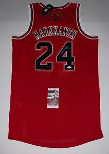 Lauri Markkanen signed Red Chicago Bulls Adidas Authentic jersey JSA - Picture 1 of 5