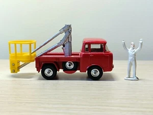 Corgi Toys Gift Set 14 Jeep FC-150 with hydraulic tower and figure - Picture 1 of 12