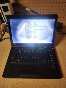 Dell Latitude E7250 Intel i7-5600U 2.6GHz 8GB RAM No HDD/OS Touch | Bad Screen - Picture 1 of 9