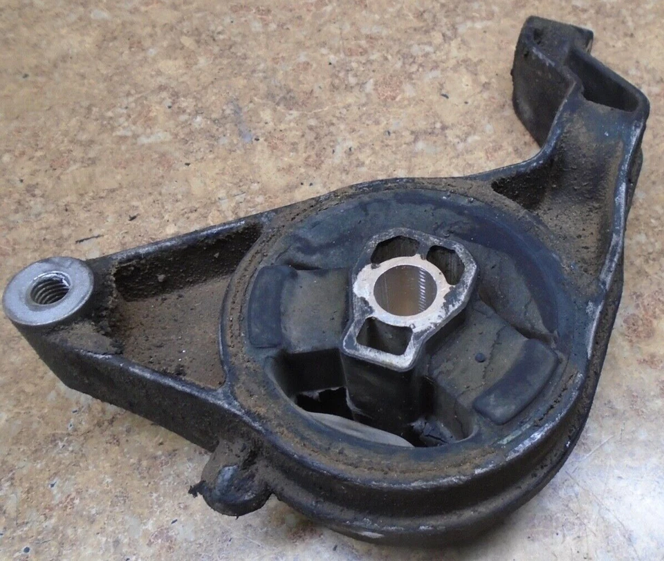 Soporte de motor Saturn Ion 2005 montaje en motor transmisión soporte submarco Foto 1 de 1