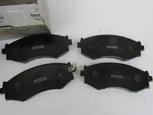 GENUINE NISSAN FRONT BRAKE PADS for NISSAN SKYLINE R32 Coupe 2.0 HCR32 (DB1167) - Picture 1 of 4