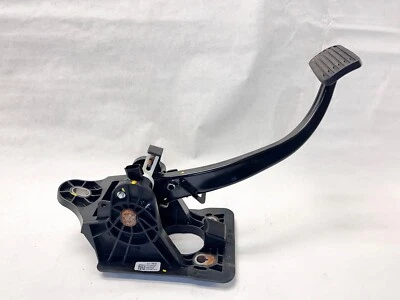 20-22 GMC SIERRA 2500 3500 HD BRAKE PARK PARKING FOOT STOP PEDAL OEM - Image 1 of 3