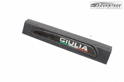 ALFA ROMEO GIULIA 2017-2021 ALFÉIZAR DE LA PUERTA DELANTERA IZQUIERDA PLACA DE DESGASTE CUBIERTA MOLDURA OEM Foto 1 de 4