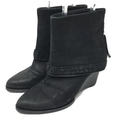 Botas B Makowsky para mujer Addison de cuero negro con tacón de cuña botines al tobillo 7,5 M Foto 1 de 4
