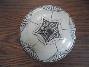 OLD "ART DECO" CEILING LIGHT SHADE-GREAT DESIGN-IVORY & BLACK - Picture 1 of 2