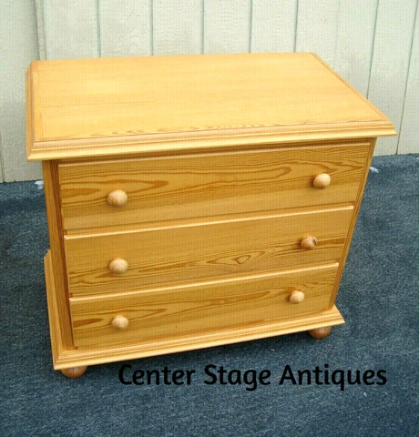 61637 Solid Wood  Bachelor Chest Dresser Nightstand Cover