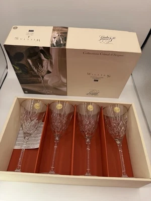 Cristal d'Arques Durand Crystal William Gold Water 8.5 ozGoblets, 4 boxed set - Image 1 of 4