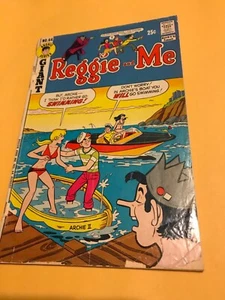 REGGIE AND ME #64: Cómics de Archie agosto de 1973 bueno+ 2,5; Gigante, Betty Cubierta de bikini - Imagen 1 de 12