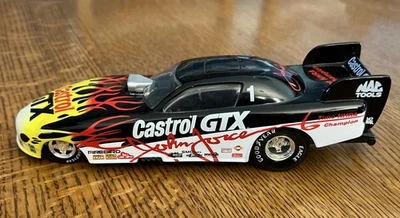 John Force Action Castrol GTX 6X Champion NHRA Winston Champion Scale - 1:24 Foto 1 de 4