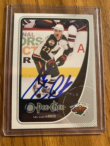 2010-11 SIGNED  O-Pee-Chee Hockey #10 Cal Clutterbuck w/ TOPLOADER