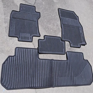 Genuine Nissan Rogue Floor Mats All-Season T99E1-6MA2A 5 piece set for crew cab - Picture 1 of 3