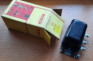 Knick-Regler Lichtmaschine UA 14V 30A Bosch 0 190 309 009 MB Heckflosse Ponton + - Picture 1 of 11