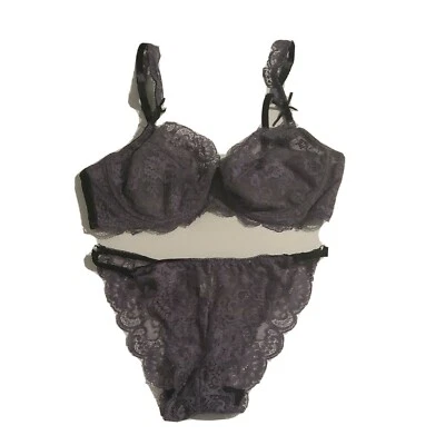 Sexy conjunto de sujetador y bragas lencería grande gris púrpura negro de encaje Foto 1 de 3