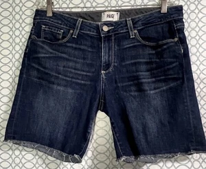 Pantalones cortos de mezclilla para mujer PAIGE 30 lavado oscuro borde crudo 7” entrepierna $150 elásticos Jimmy - Imagen 1 de 4
