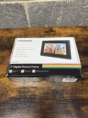 Polaroid 7" Hi-Resolution Digital Picture Frame (PDF-700 ) - Brand New! - Image 1 of 2