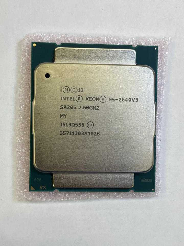 Procesador Intel Xeon E5-2640 v3 de 8 núcleos SR205 Foto 1 de 1
