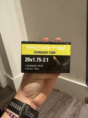 20x1.75-2.1 Tube Schrader Valve FORTE - Image 1 of 2