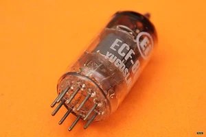 EI ECF802 (6JW8) TUBE UNIQUE YOUGOSLAVIE - 6U8 6GH8 6EA8 - 7199 avec adaptateur - Photo 1 sur 6