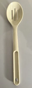 TUPPERWARE Vintage Kitchen Tool Utensils *NEW* NOS Ivory Beige Slot Spoon (1) - Picture 1 of 4