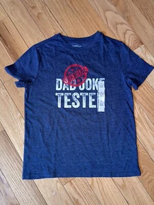 Cat & Jack Boys Kids L 10/12 Navy Blue Official Dad Joke Tested Shirt PtP 16.5" - Picture 1 of 4