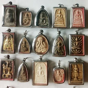 15 x THAI BUDDHIST Buddha Buddhism Clay AMULETS Jewelry Charms Pendants - Picture 1 of 2